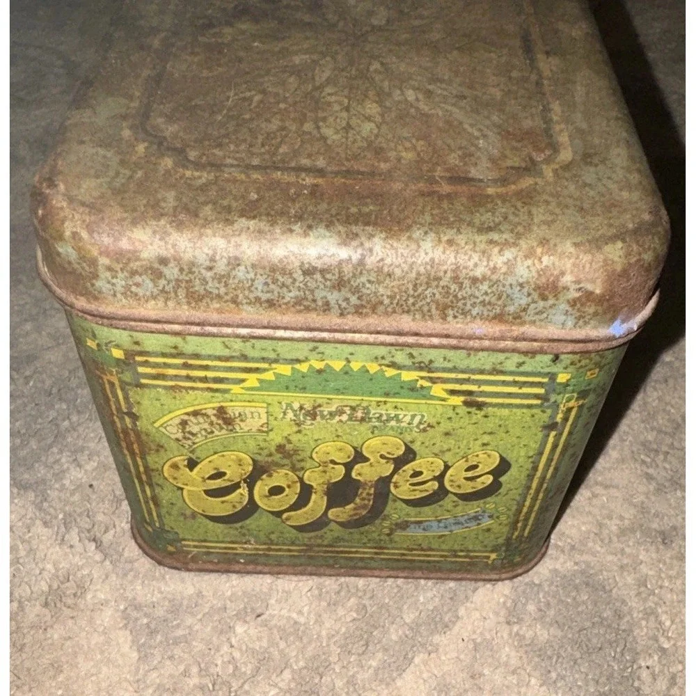 Vintage New Dawn Colombian Coffee Tin